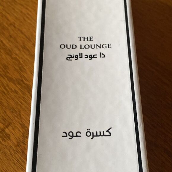 The Oud Lounge Parfum - Picture 2 of 6
